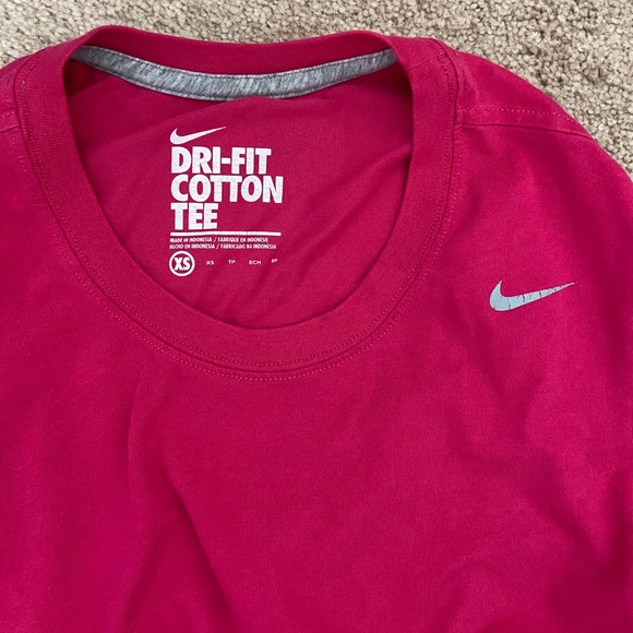Long Sleeve Nike Dri-fit Shirt - Picture 4 of 4